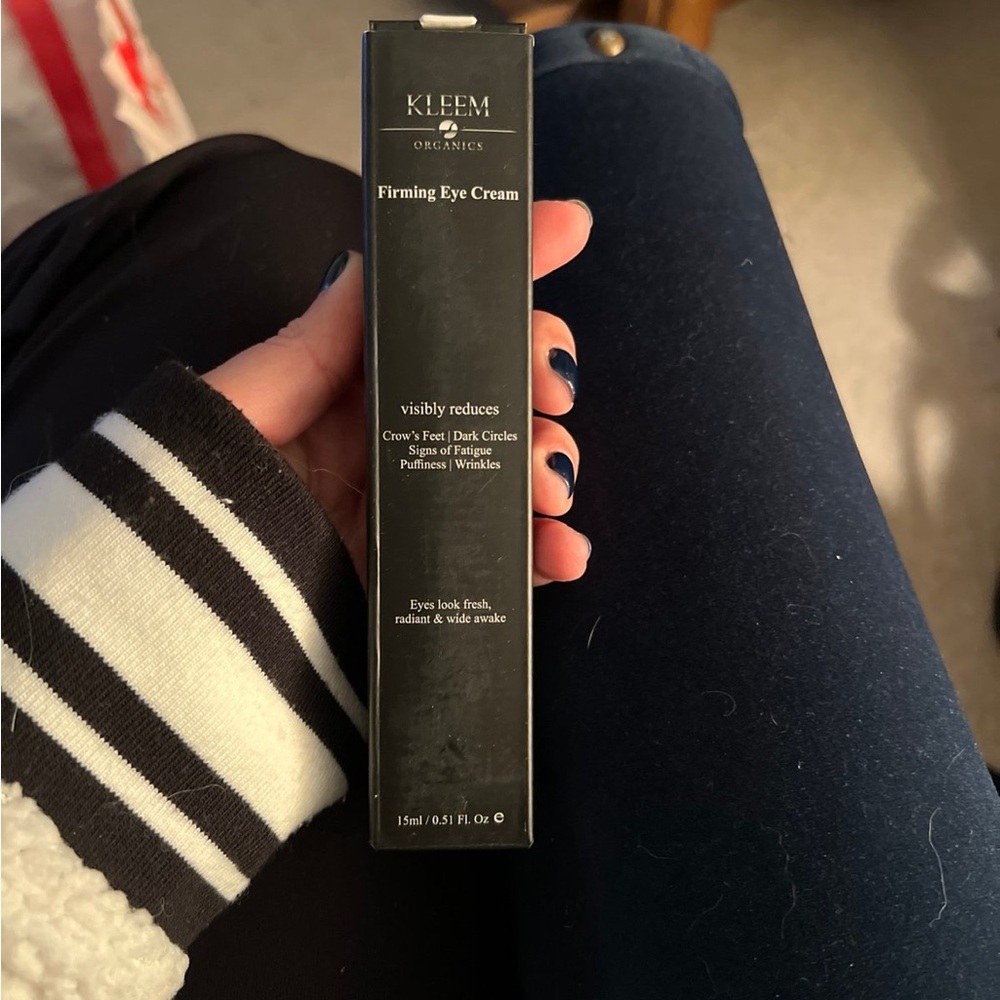 Kleem Organics Firming Eye Cream - Picture 2 of 3